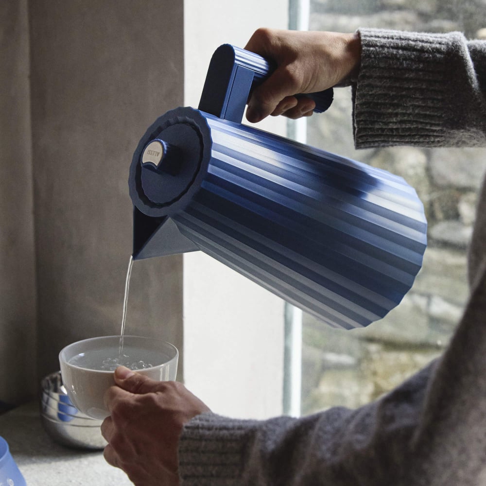 アレッシィ ALESSI フィレンツェ BLUE FIRENZE/LBL Alessi Plisse 1.7 Litre Azure Blue Kettle | Housing Units